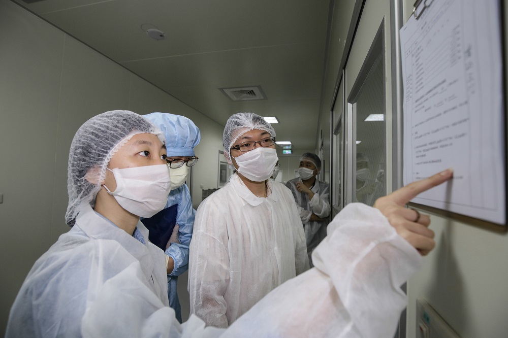 抽檢又見塑化劑！保健食品廠曝高難度把關內幕…《健康力》堅持逐批檢驗